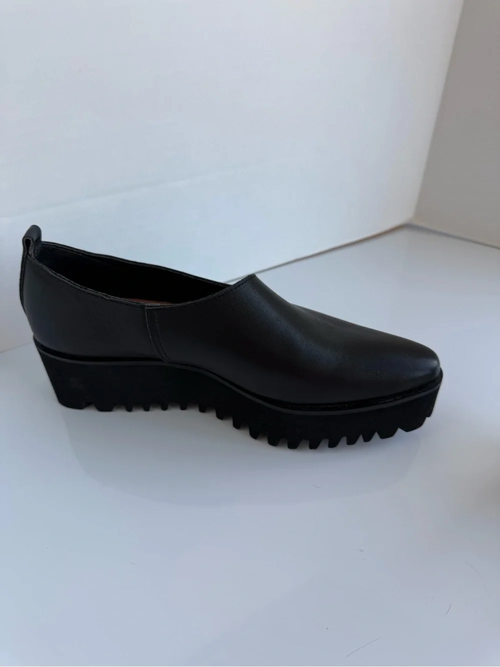 ALL BLACK Side Scoop Black Leather Platform Slip-On Shoes